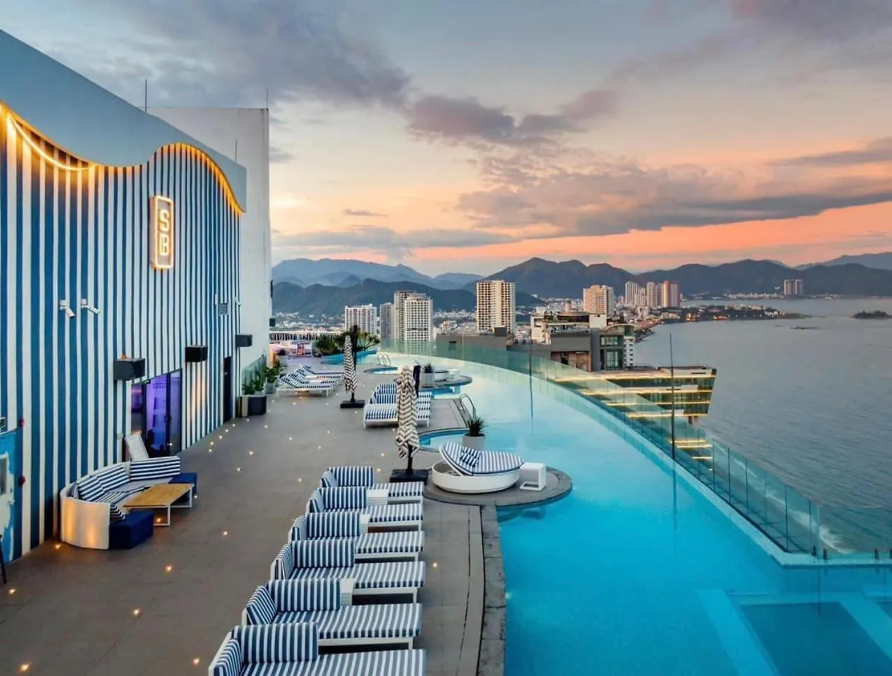 L'Apartment And Signature Nha Trang Tours - Panorama Residence 0*,  וייטנאם